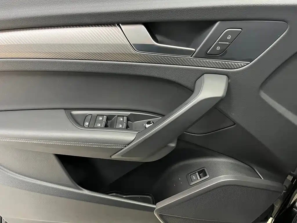 Audi Q5L 2020 45 TFSI Premium Fashion