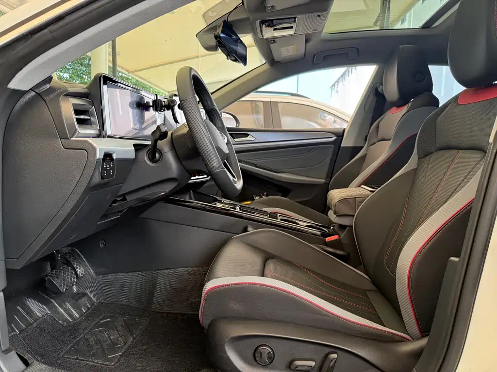 Volkswagen Lamando — миниатюра 9