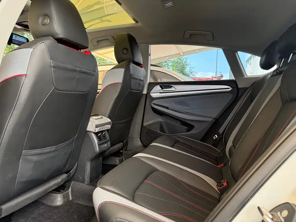 Volkswagen Lamando — миниатюра 10
