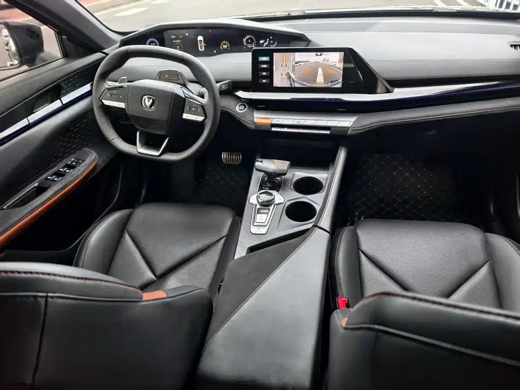Changan UNI-V — миниатюра 6