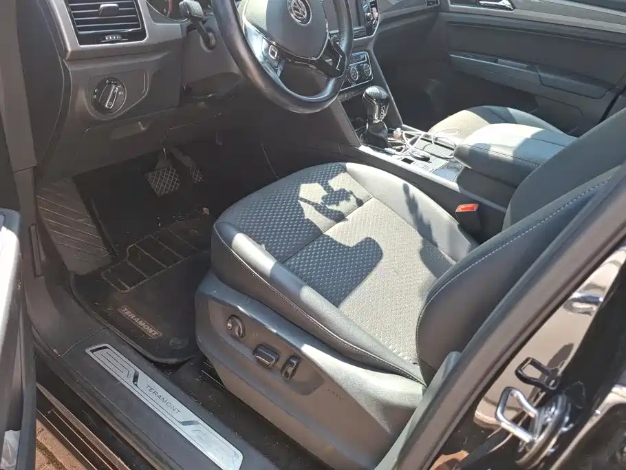 Volkswagen Teramont — миниатюра 9