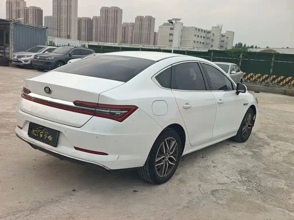 BYD Qin Pro NEV — миниатюра 6