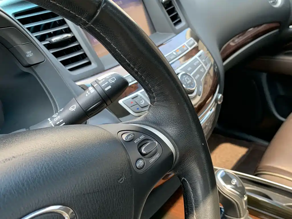 Infiniti QX60 (Import) — миниатюра 25