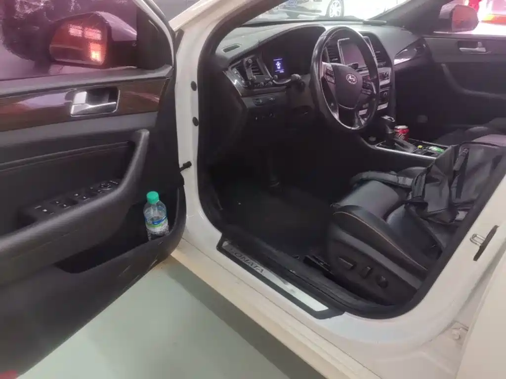Hyundai Sonata — миниатюра 21