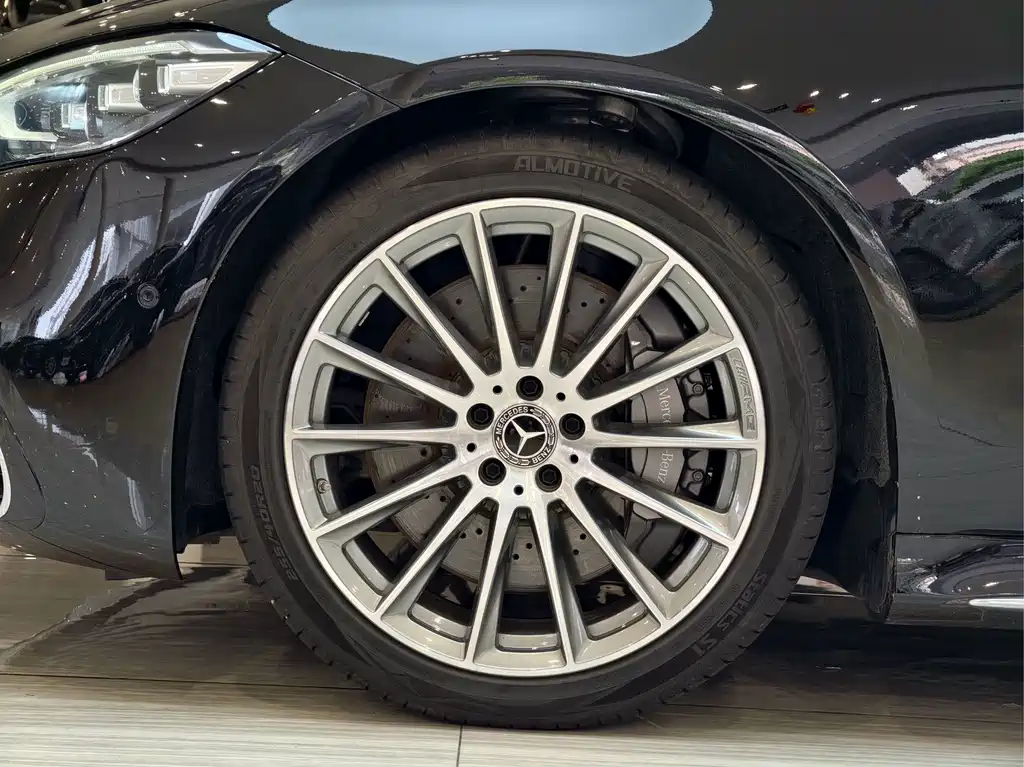 Mercedes-Benz S-Class — миниатюра 25
