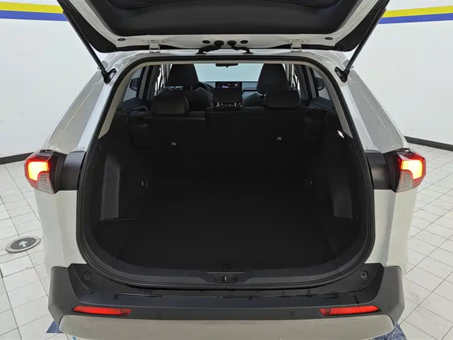 TOYOTA RAV4 RONGFANG