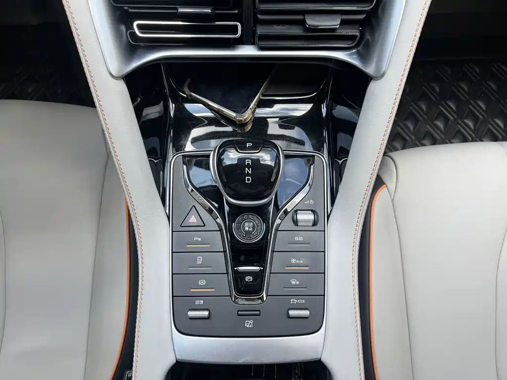 BYD PLUS New Energy — миниатюра 15