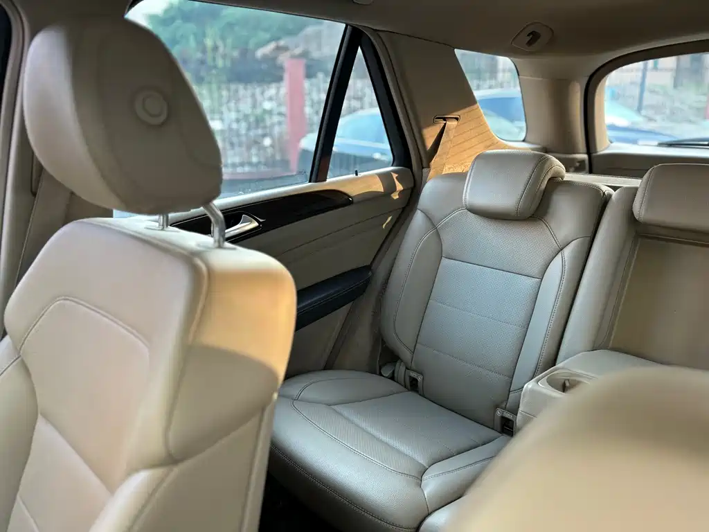 Mercedes-Benz M-Class — миниатюра 44