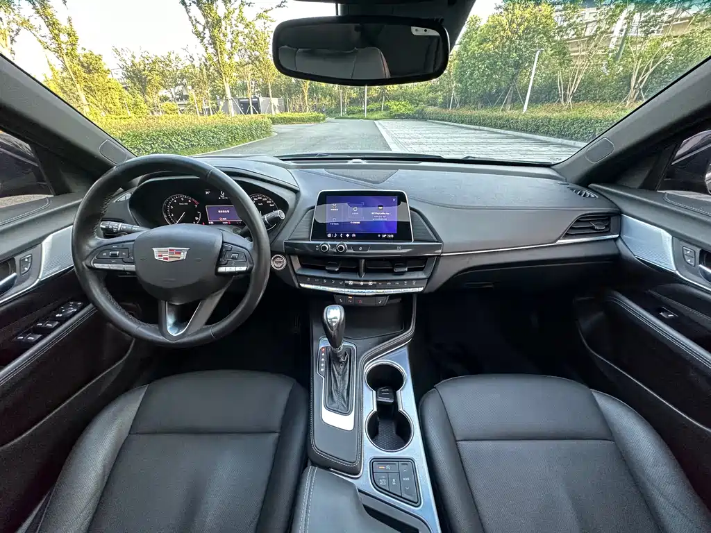Cadillac CT4 — миниатюра 8