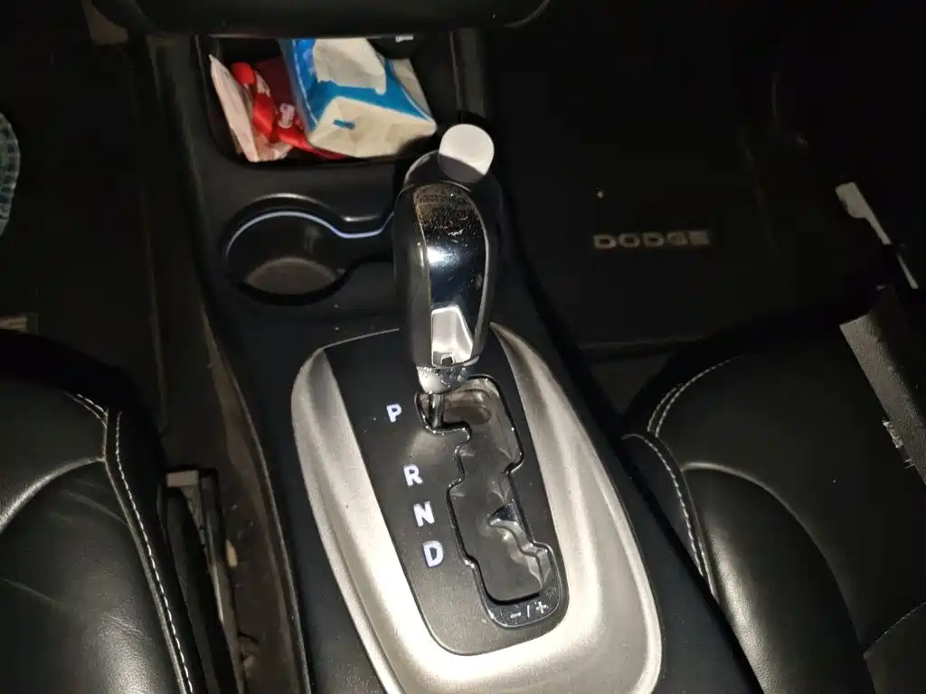 Dodge Journey — миниатюра 15