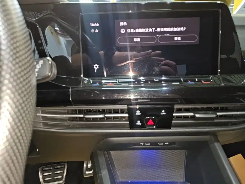 Volkswagen Golf — миниатюра 13