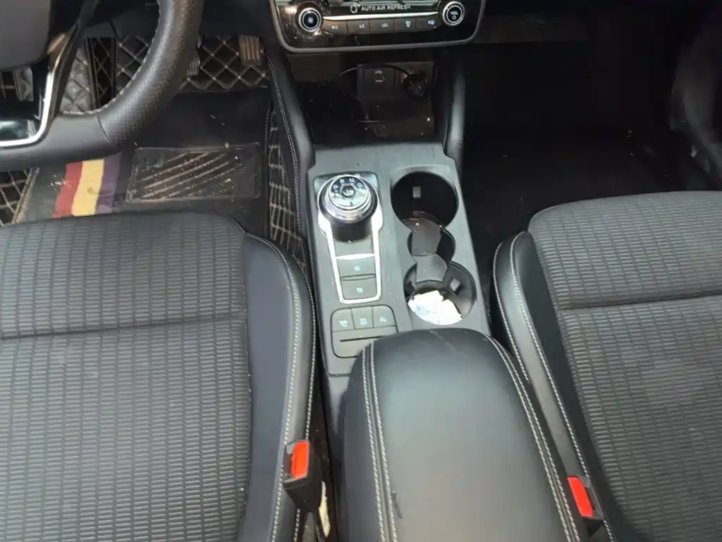 Ford Focus — миниатюра 10