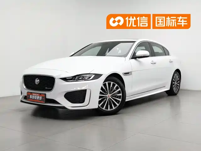 2022 Jaguar XE
