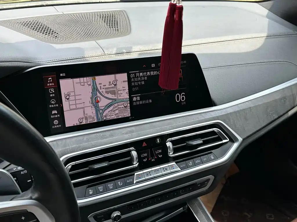BMW X5 (Import) — миниатюра 8