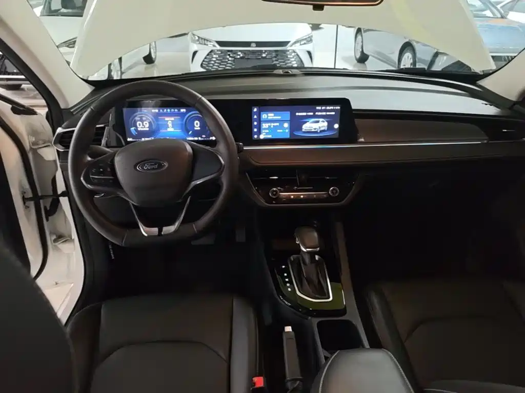 Ford Escort — миниатюра 10
