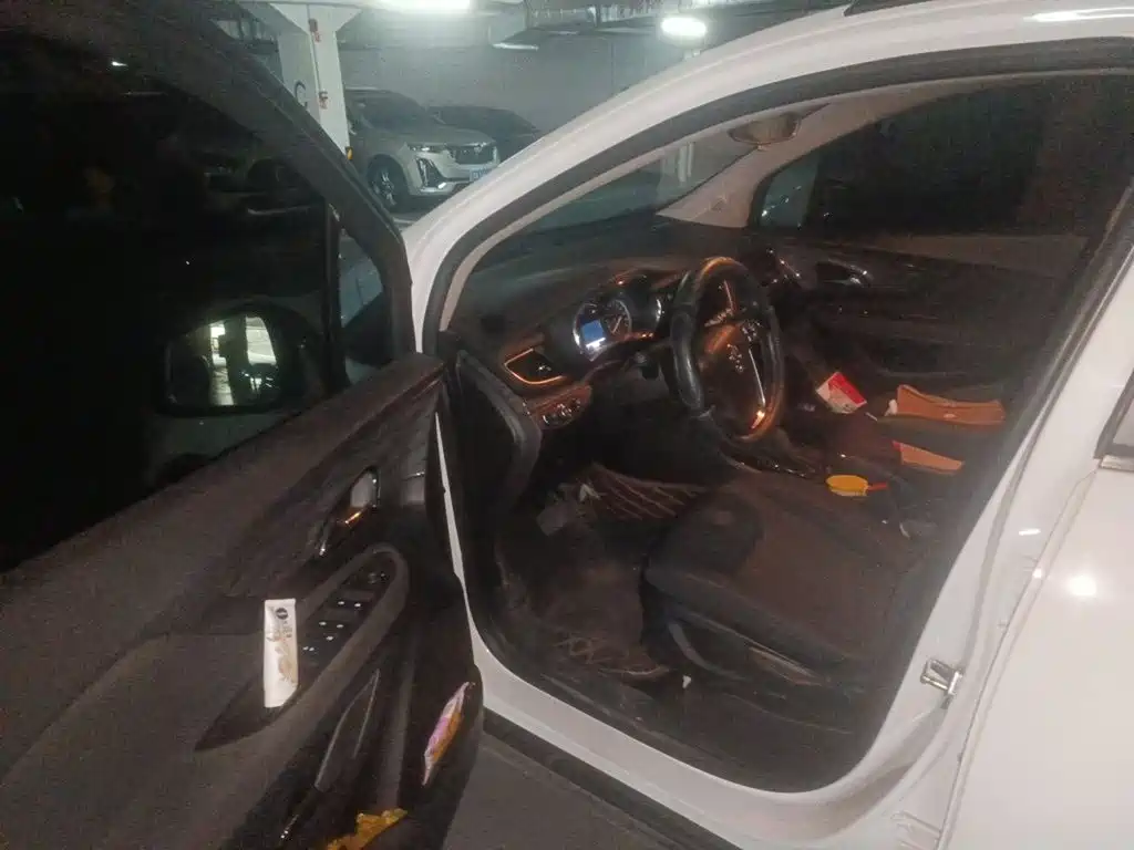 Buick Encore — миниатюра 12