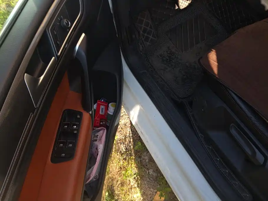 Volkswagen Golf Sportsvan — миниатюра 7