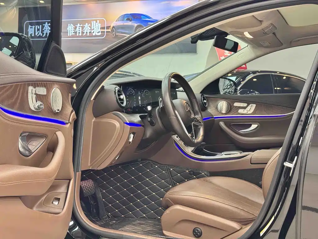 Mercedes-Benz E-Class — миниатюра 4