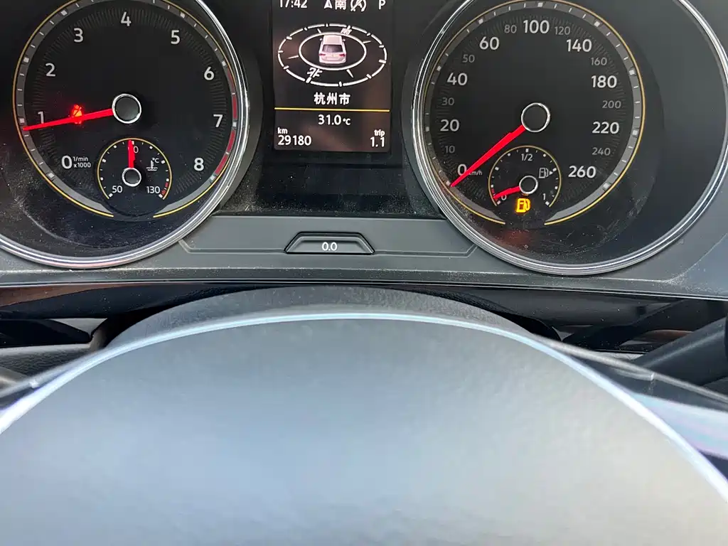 Volkswagen Tiguan L — миниатюра 10