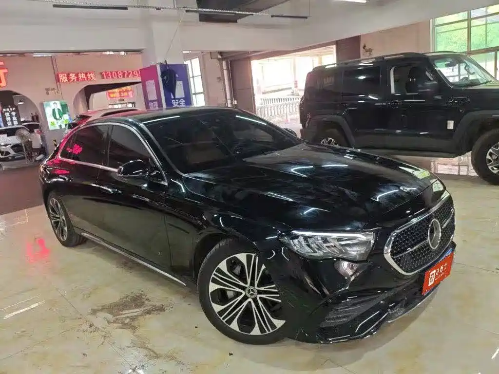 奔驰E级 2025款 E 300 L 时尚运动型 2025
