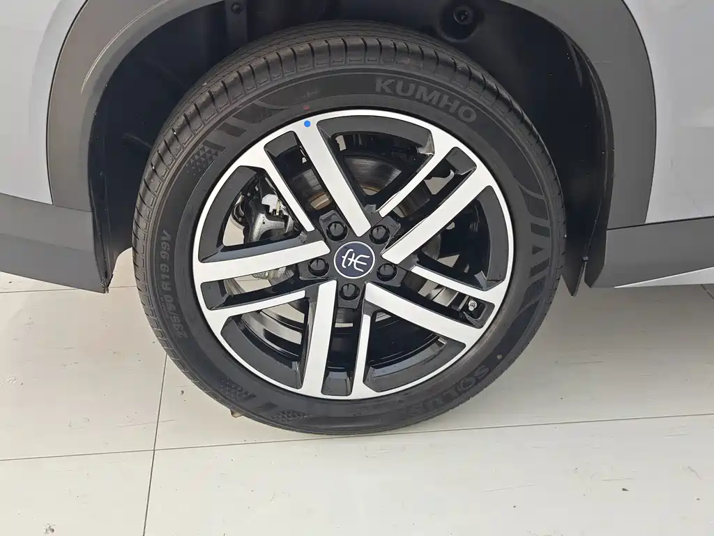 BYD L DM-i — миниатюра 25