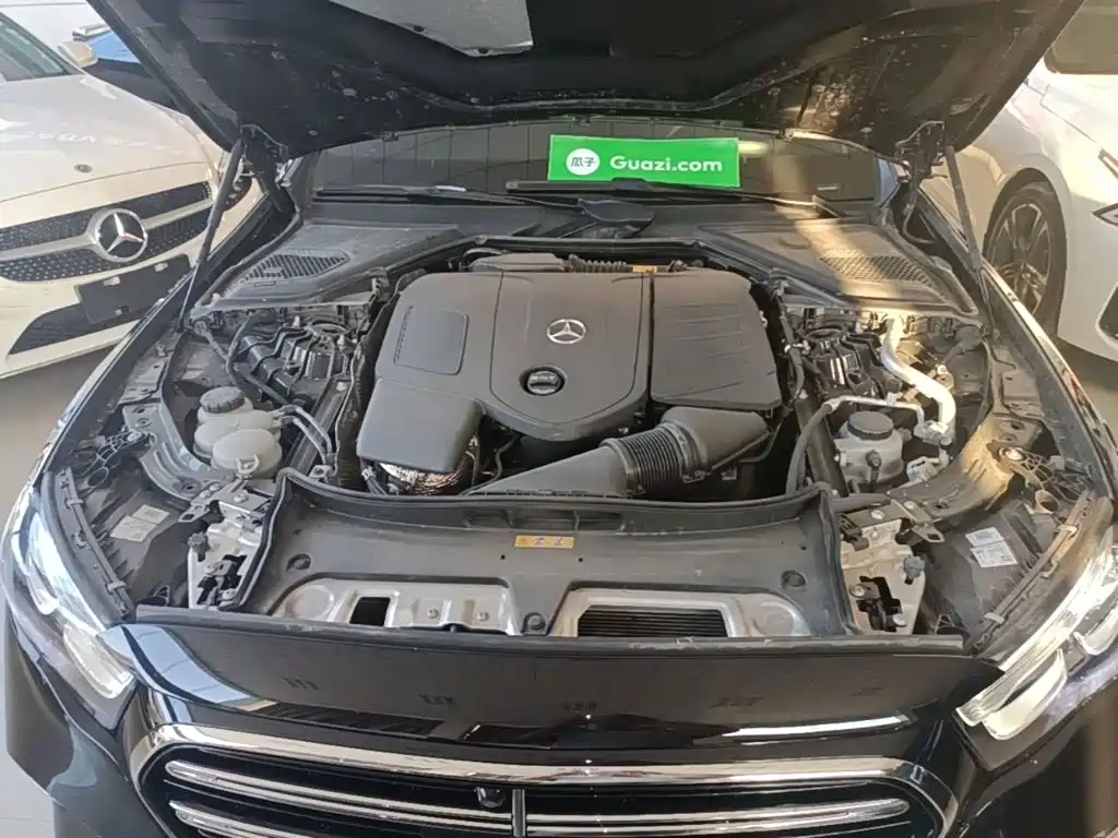 Mercedes-Benz E-Class — миниатюра 20