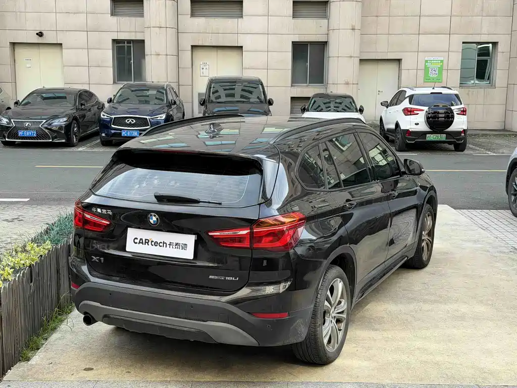 BMW X1 — миниатюра 4
