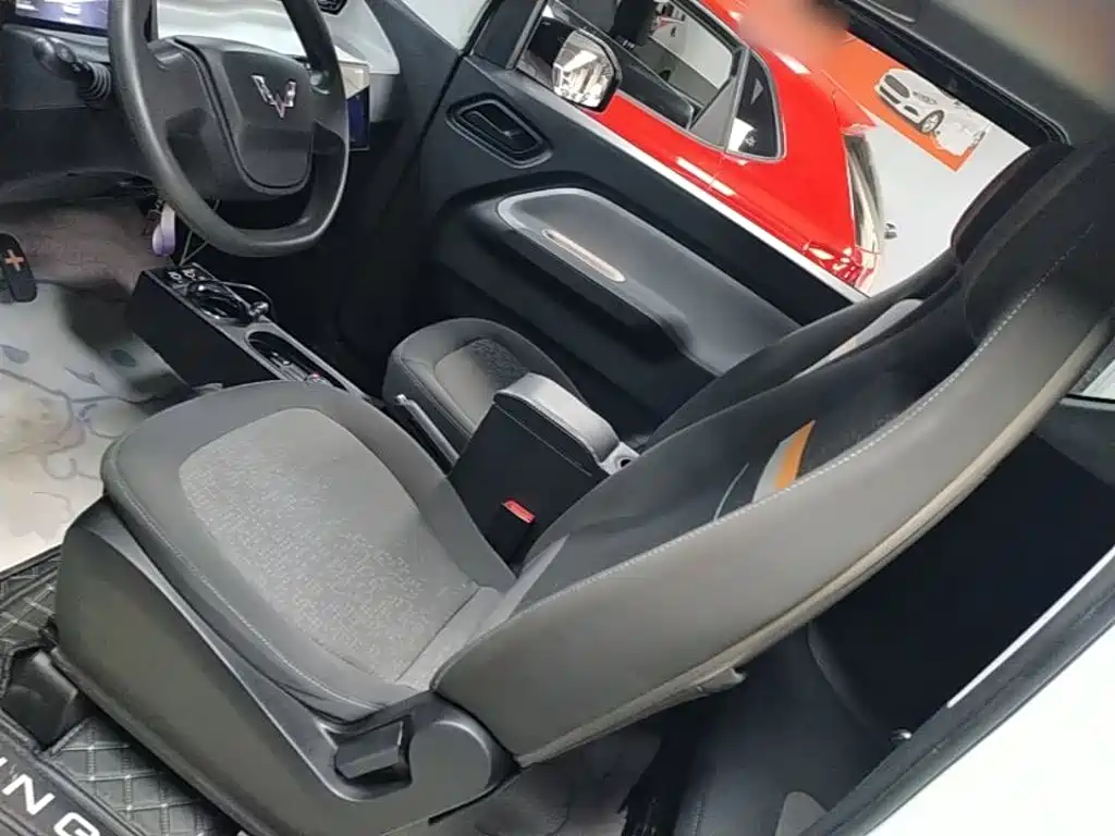 Wuling MINIEV — миниатюра 15