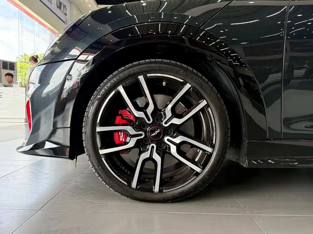 Mini JCW 2025 JOHN COOPER WORKS