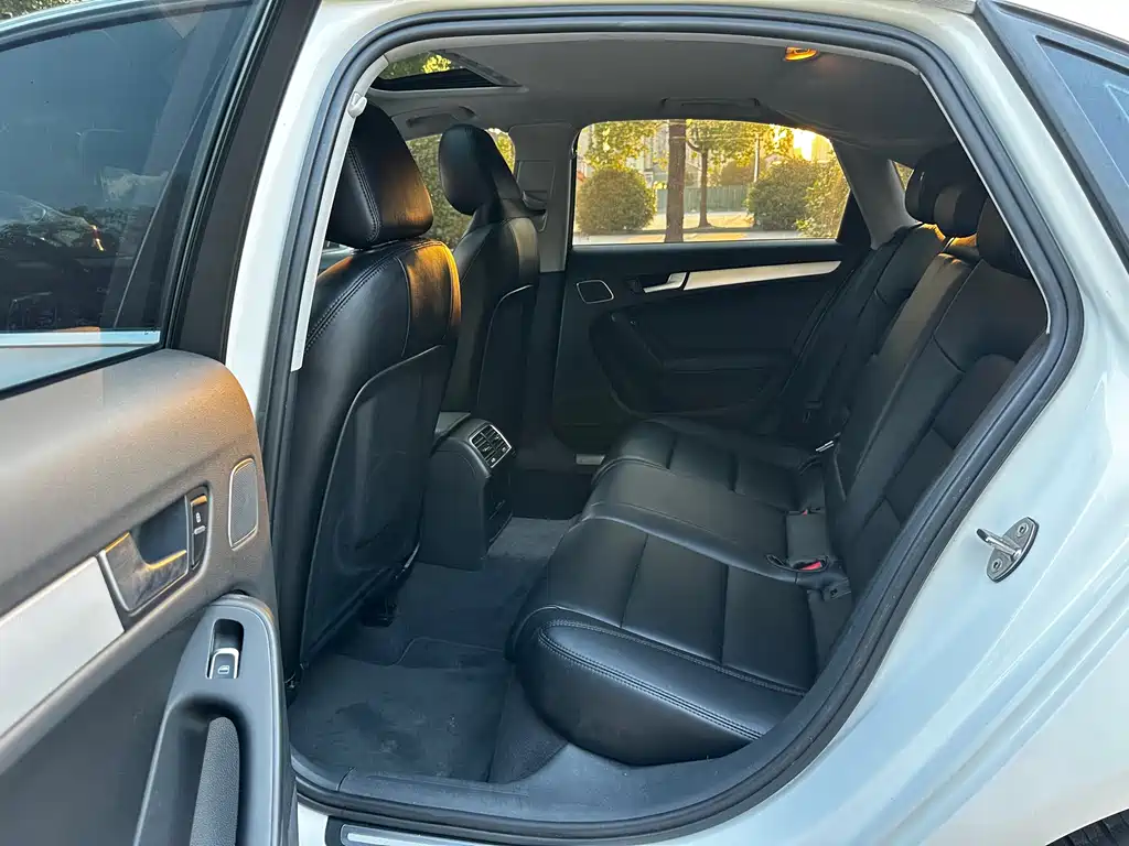 Audi A4L — миниатюра 11