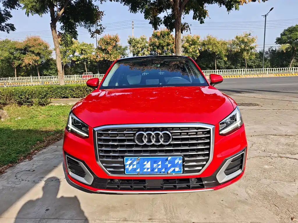 Audi Q2L — миниатюра 2