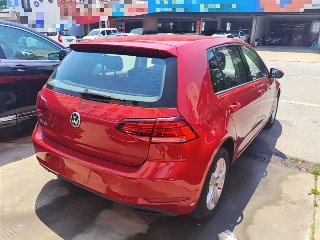 Volkswagen Golf 2018 1.6L AT Fashion