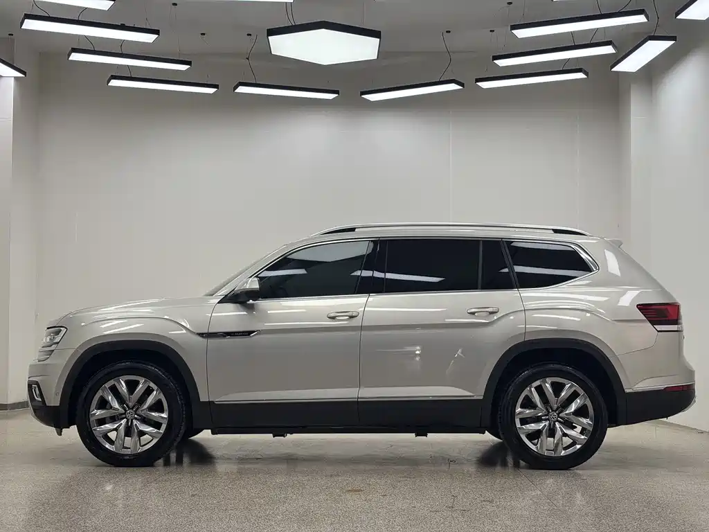 Volkswagen Teramont — миниатюра 2