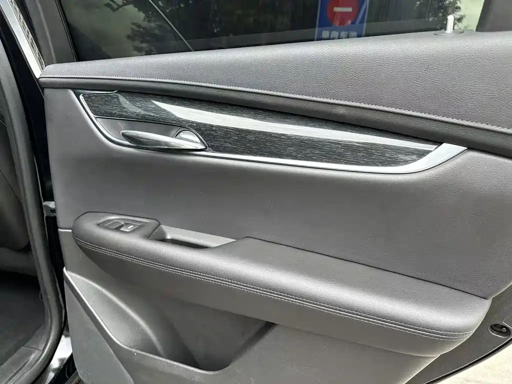 Cadillac XT5 — миниатюра 36