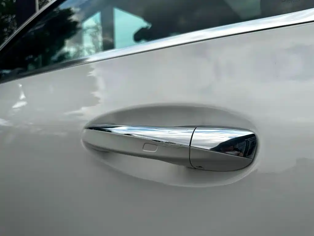 Mercedes-Benz E-Class (Import) — миниатюра 11