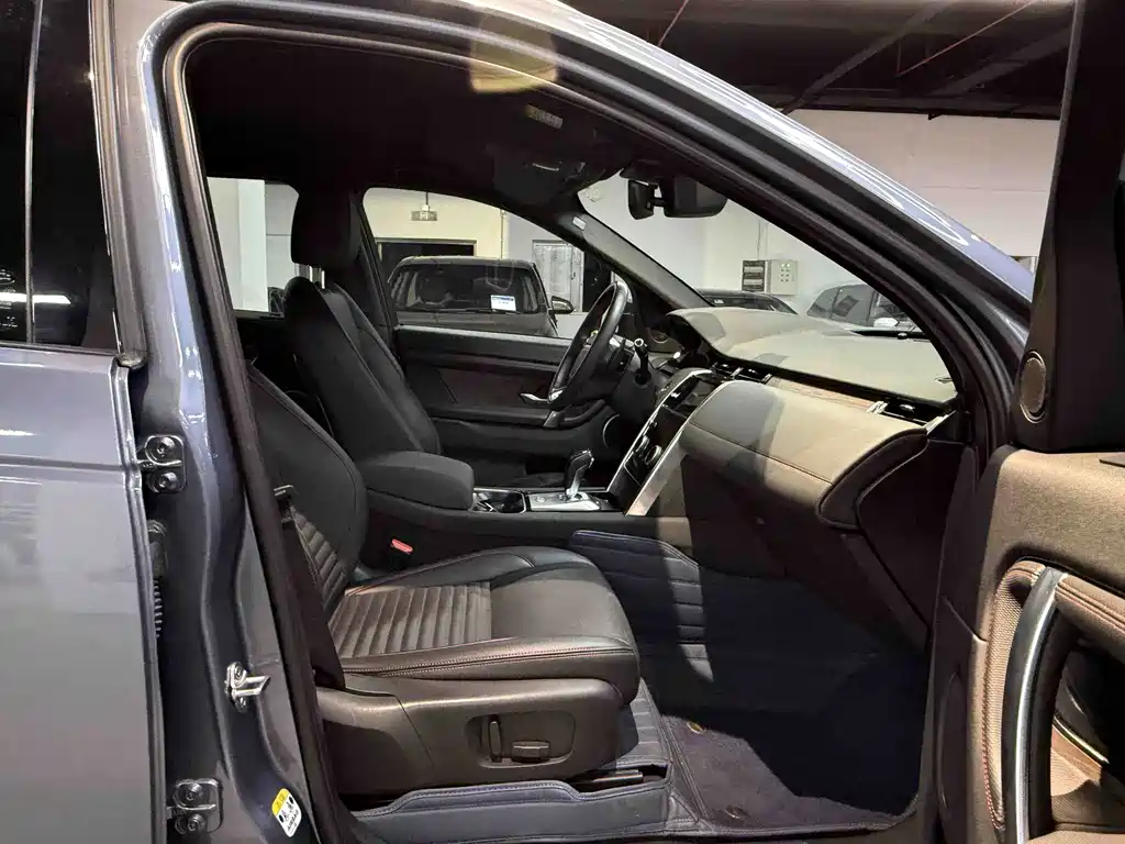 Land Rover Discovery Sport — миниатюра 12