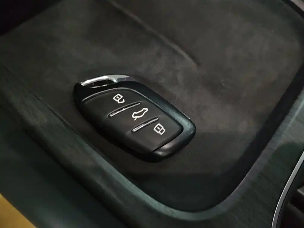 Roewe D7 — миниатюра 9