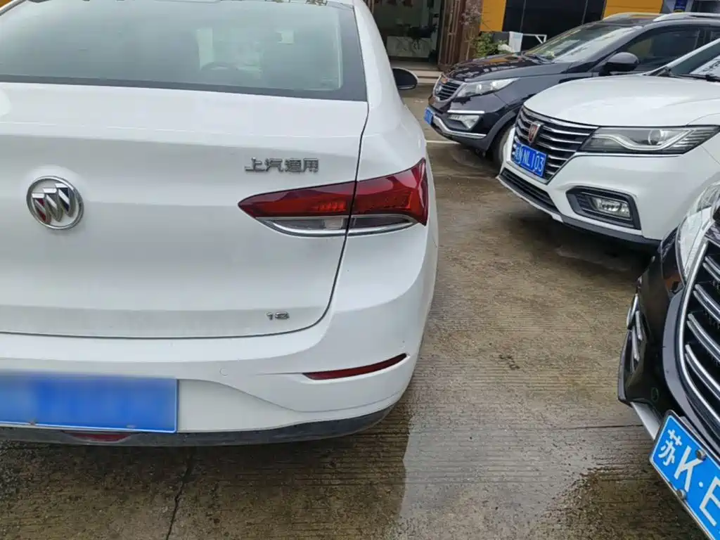 Buick Excelle — миниатюра 8