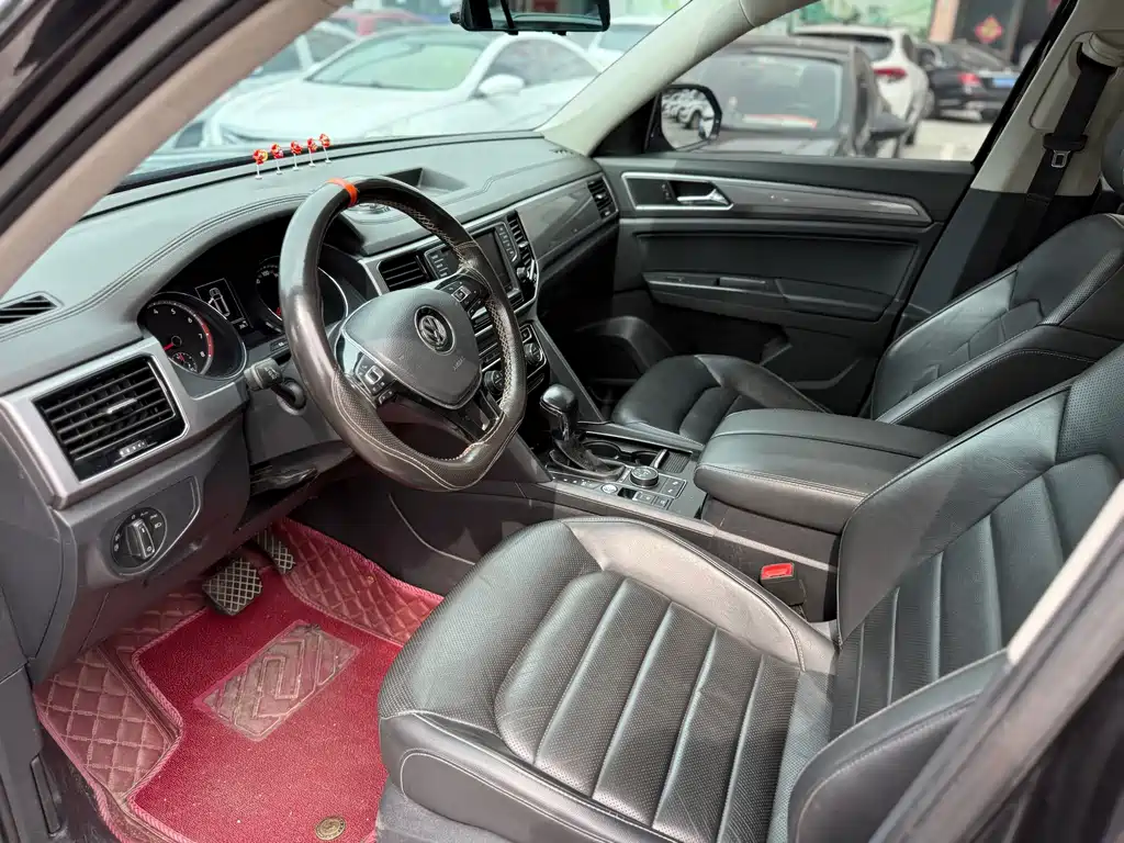 Volkswagen Teramont — миниатюра 6