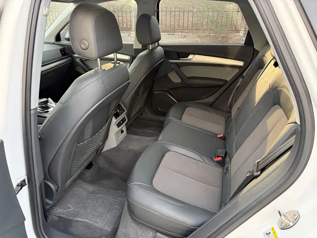 Audi Q5L — миниатюра 8