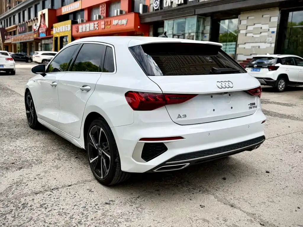 Audi A3 2022 Sportback 35 TFSI Fashion Sport
