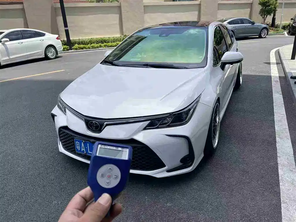 Купить Toyota Corolla