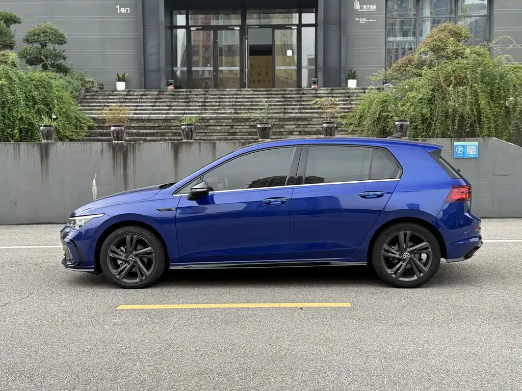 Volkswagen Golf — миниатюра 4