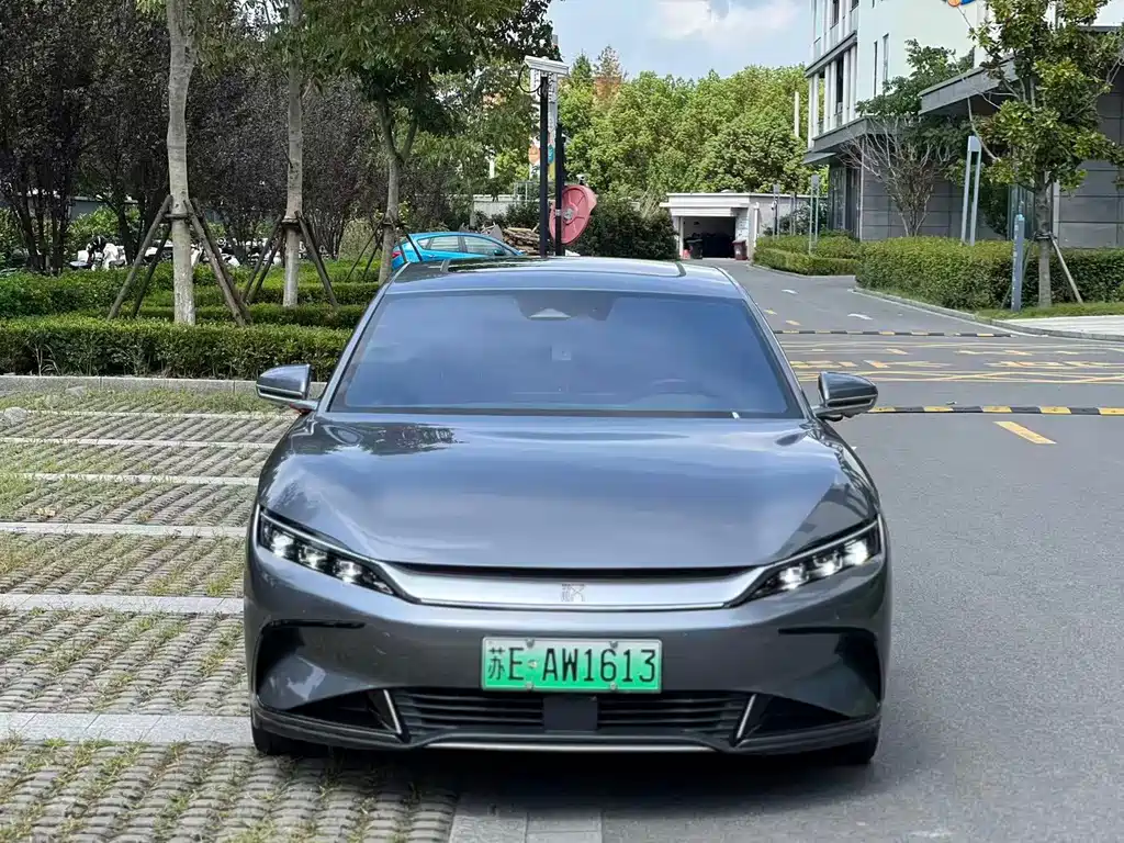 BYD Han — миниатюра 2