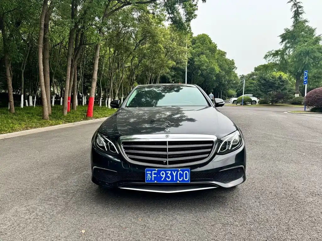 Mercedes-Benz E-Class E 2016 E 300 L Fashion