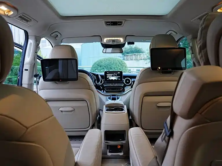 Mercedes-Benz V-Class — миниатюра 20