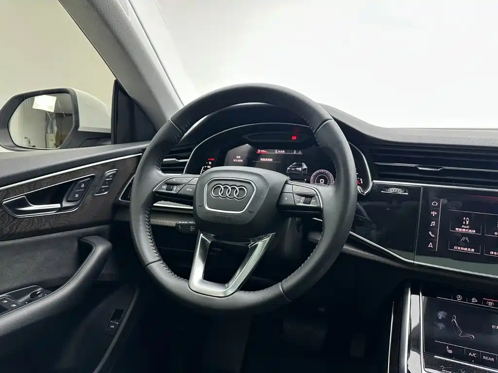 Audi Q8 — миниатюра 19