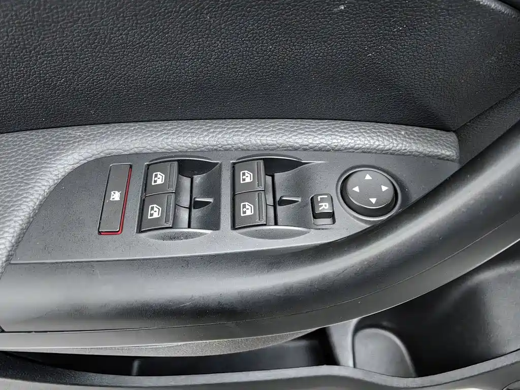Qoros Qoros 5 — миниатюра 9