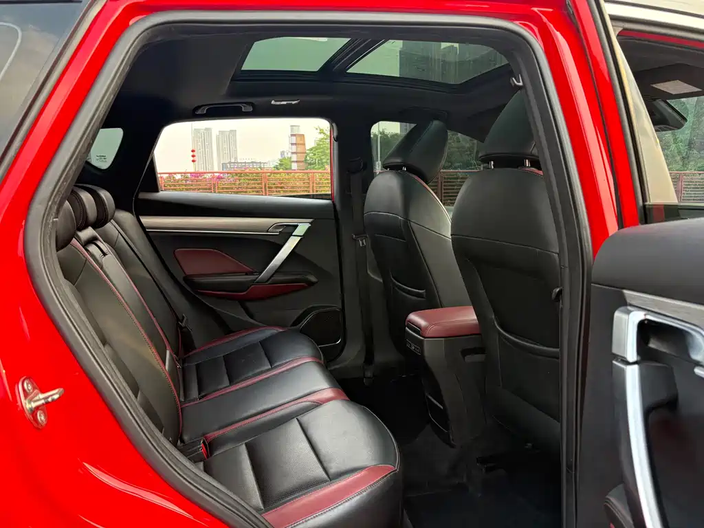 Geely Binyue — миниатюра 14