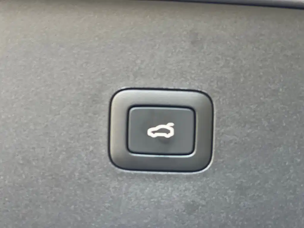 XIAOMI CAR XIAOMI YU7